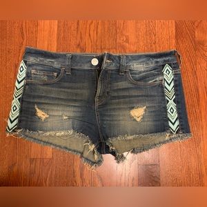 Express denim shorts size 6